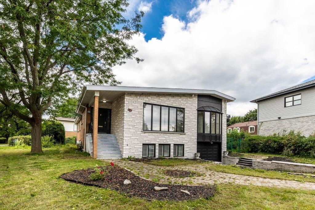 Appartement Spacious 4Br House Close To Dt à Brossard Extérieur photo