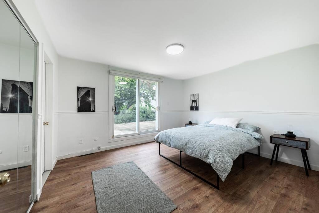 Appartement Spacious 4Br House Close To Dt à Brossard Extérieur photo